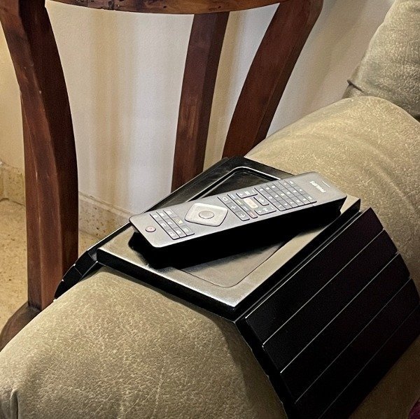 Producto - Apoyavasos Sillón Negro