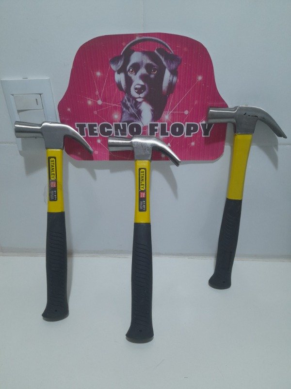 Producto - Martillo Stanley grande