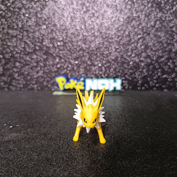 Producto - Jolteon Scale World BANDAI