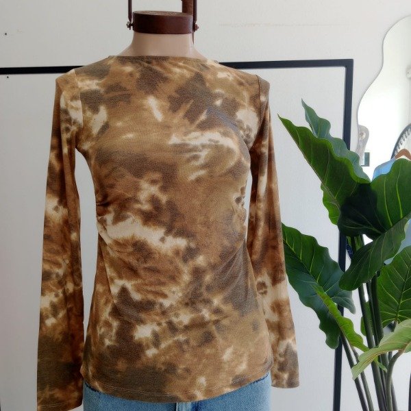 Producto - 665- REMERA CON FRUNCE