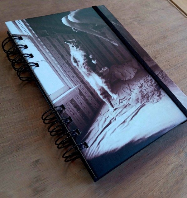 Producto - Libreta Gato Saltando