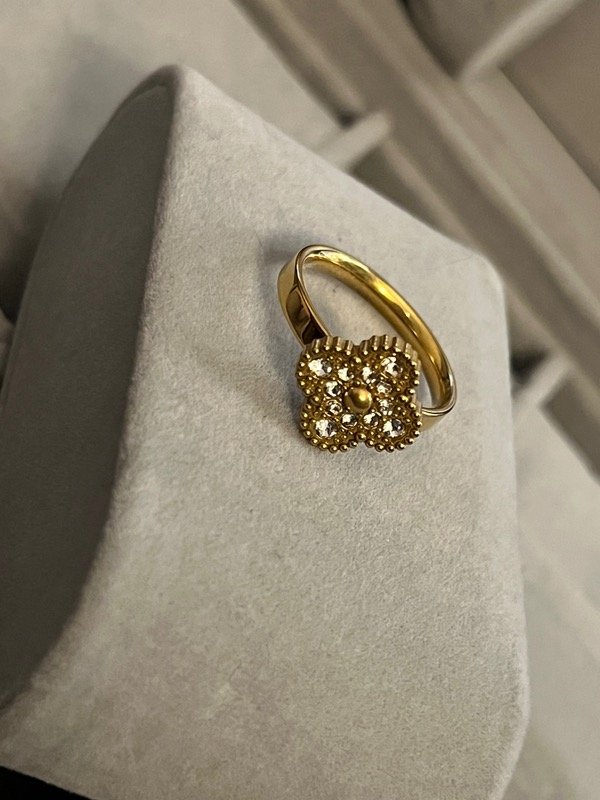 Producto - Trébol con Piedra