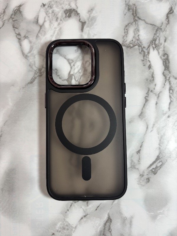 Producto - Funda MagSafe mate negro iph 11 pro max