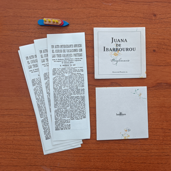 Producto - Juana de Ibarbourou - Casi en pantuflas