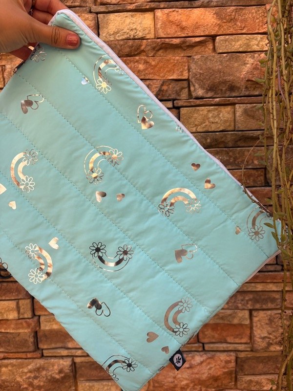 Producto - Funda de Notebook ARCOÍRIS CELESTE