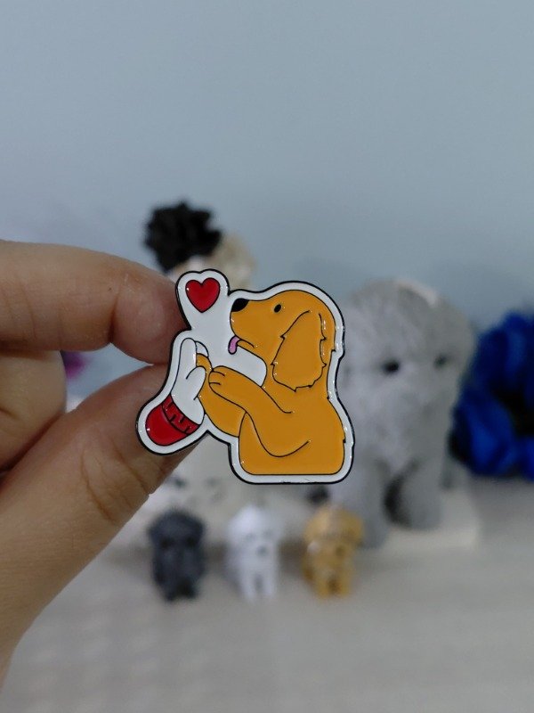 Producto - Pin metalizado - Perrito "Patita y mano" #2468
