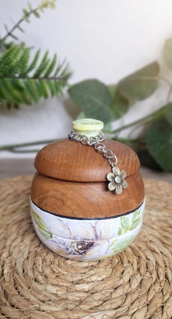 Producto - Azucarera de madera con dije