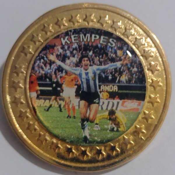 Producto - Colección de Medallas Campeones del Mundo. Kempes. Maradona. Messi. Dibu - 3