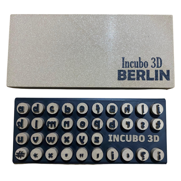 Producto - ABC Premium en caja línea Berlín - Minúsculas y símbolos