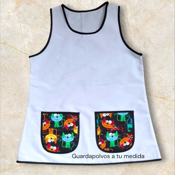 Producto - Gatos multicolor fondo negro T.M