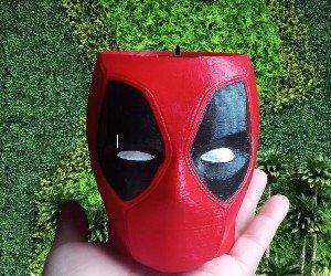 Producto - Mate Deadpool 3D