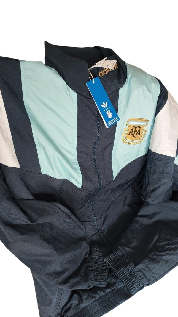 Producto - Campera Argentina EQT