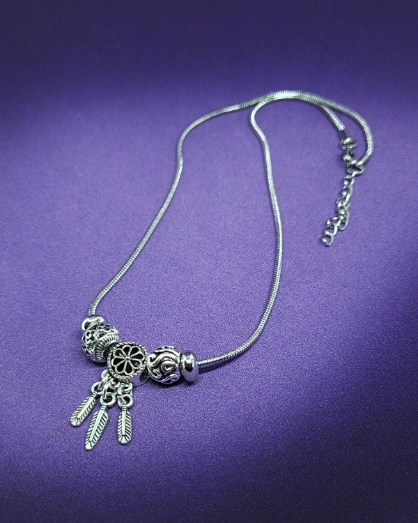 Producto - CO 728 - Collar Acero Quirúrgico - Tipo Pandora con Atrapasueños y dijes