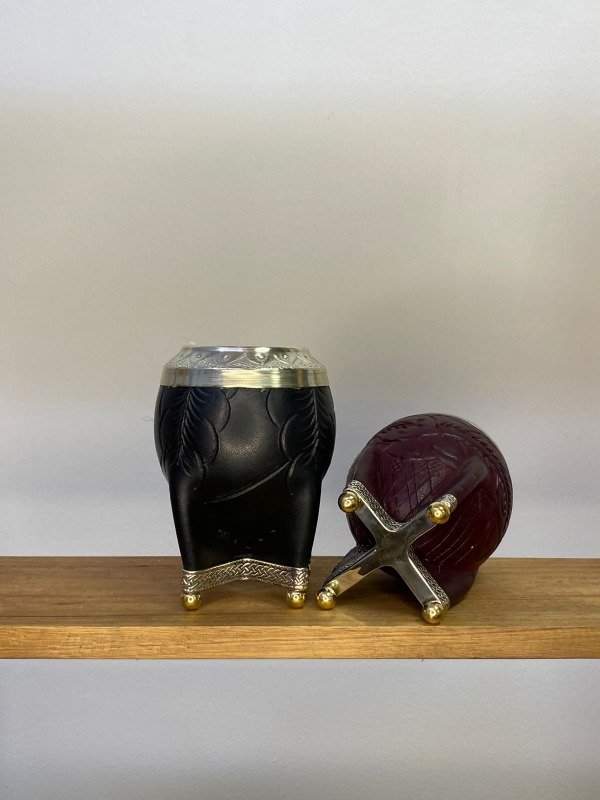 Producto - MATE TORPEDO PREMIUM CUERO REPUJADO - NEGRO -