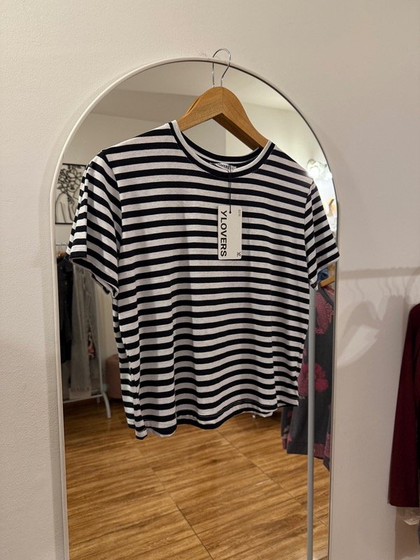 Producto - Remera rayada Y- Lovers