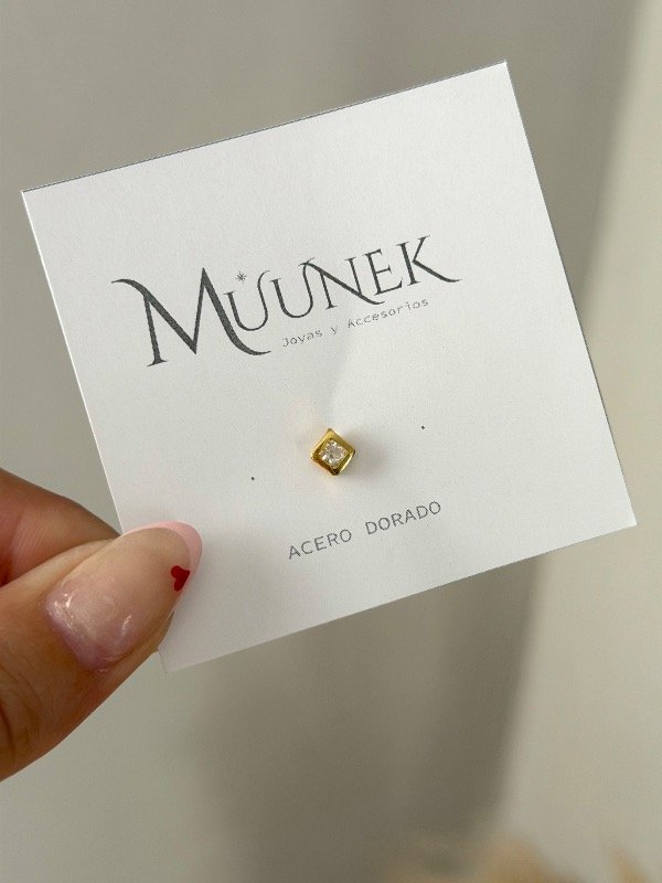 Producto - Aro dorado rombo cubic (unidad)