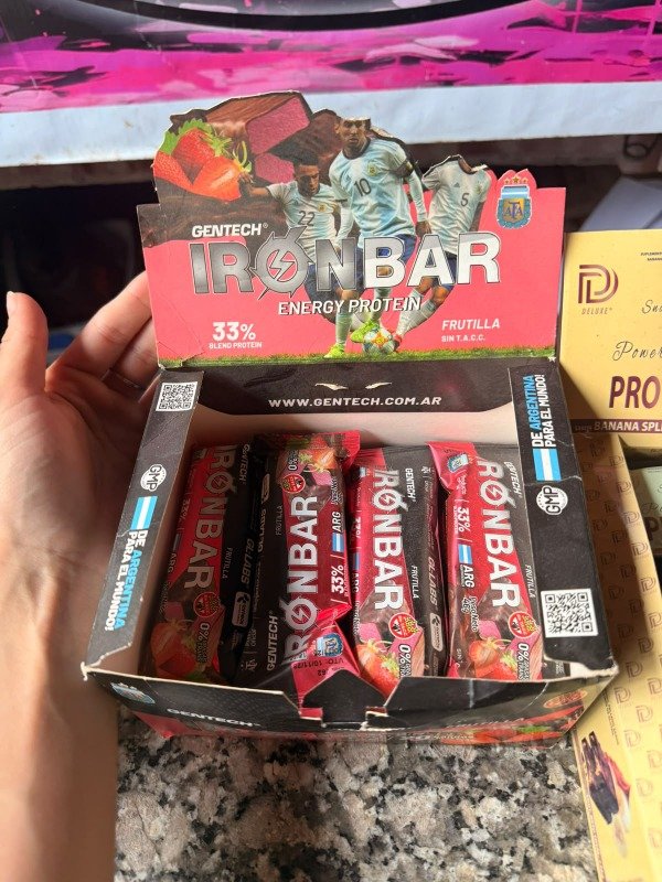 Producto - Caja x 20 barritas proteina IRON BAR gentech