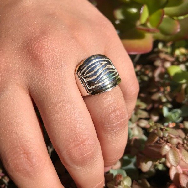 Producto - Anillo Líneas Plata y Oro