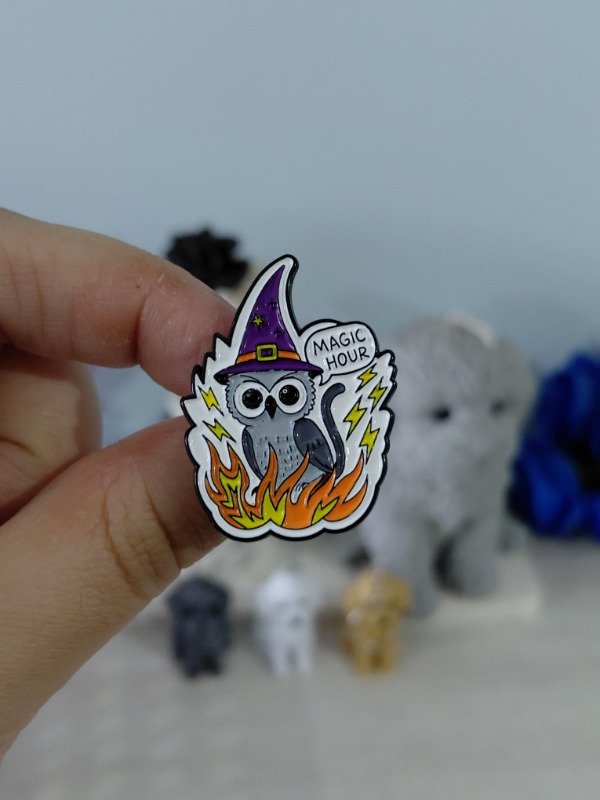 Producto - Pin metalizado - Búho "Magic hour" #2486