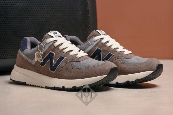 Producto - NEW BALANCE RETRO 327