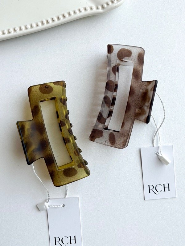 Producto - Broche cuadrado mate (Leopardo)