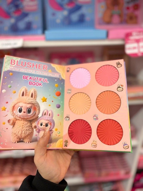 Producto - Set paleta de sombras Book Labubu - 1