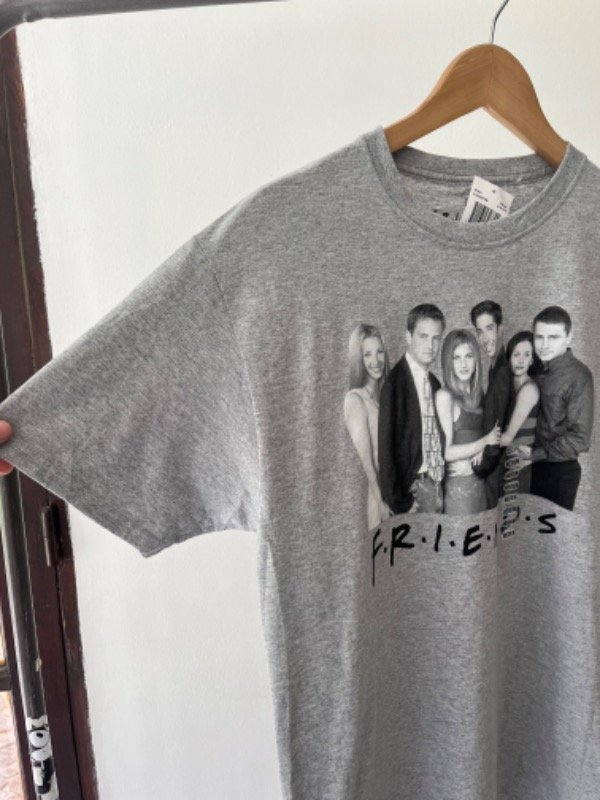 Remera friends — imagen 5