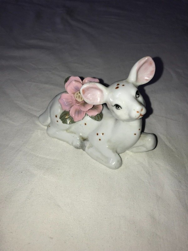 Producto - Vintage Bambi statuette.