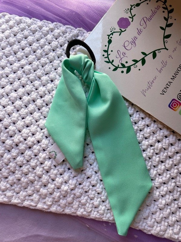 Producto - Coletero lazo verde agua