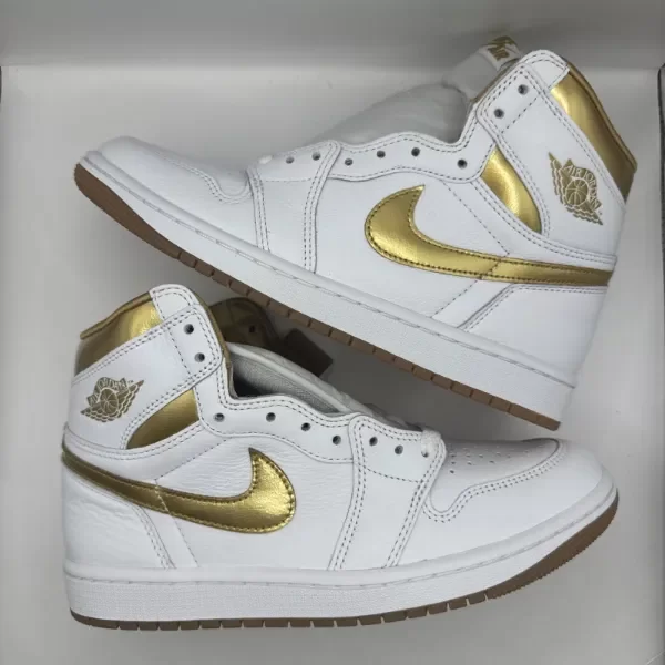 Producto - Air Jordan 1 High OG Metallic Gold