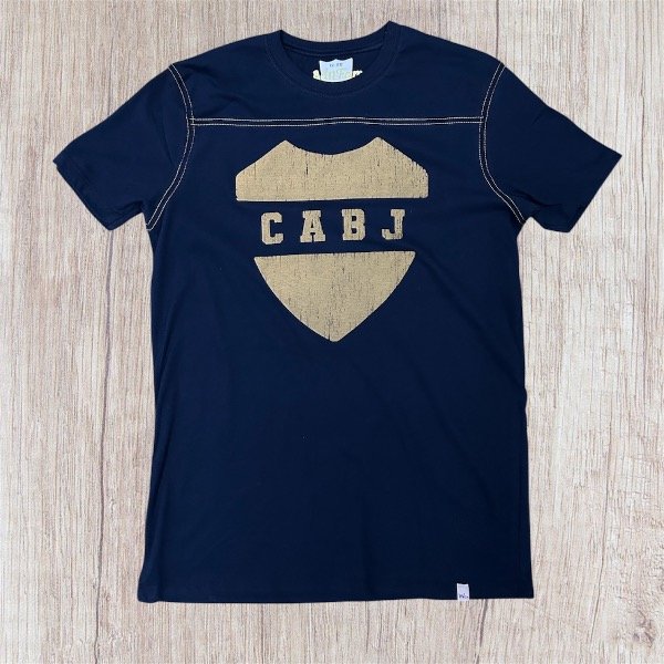 Producto - Remera urbana ESCUDO