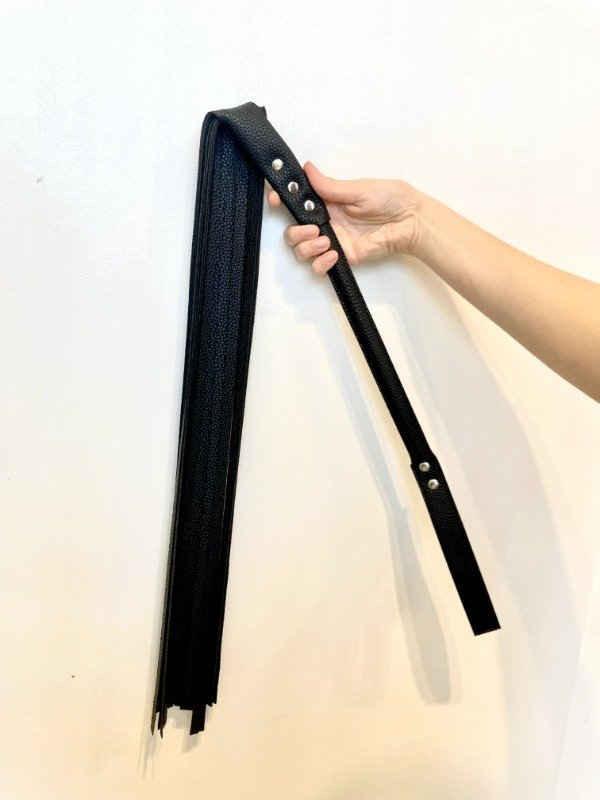 Producto - Látigo flogger largo