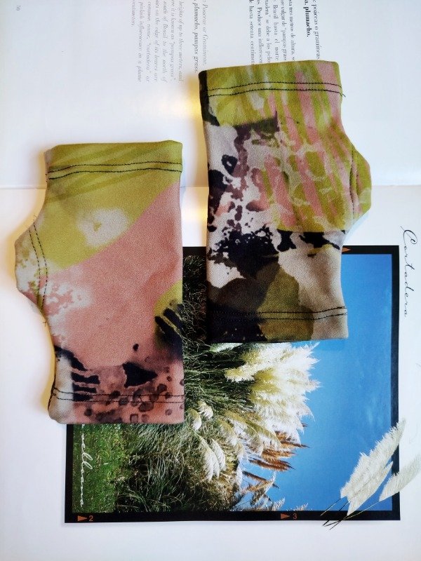 Producto - Mitones Emi -abstracto-