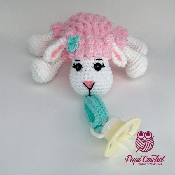 Producto - Portachupete + muñeco de apego