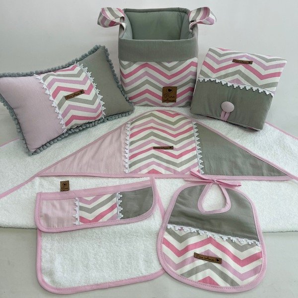 Producto - Opción 3: chevron rosa y gris