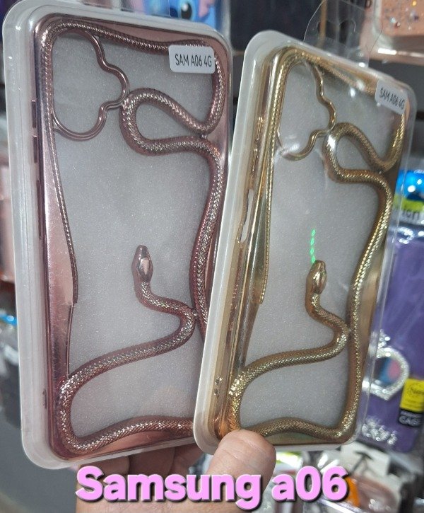 Producto - Fundas luxury serpiente 3d. Samsung a06 - 1