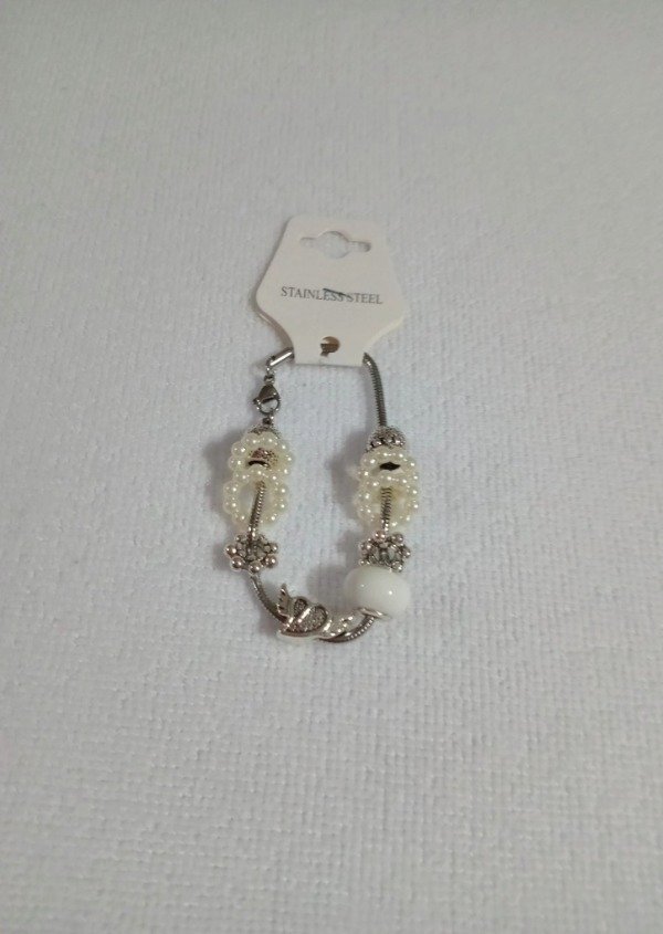 Producto - PULSERA PANDORA A.Q (color blanco).
