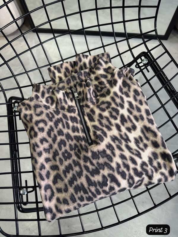 Producto - BUZO MEDIO CIERRE PRINT OVERSIZE - 10