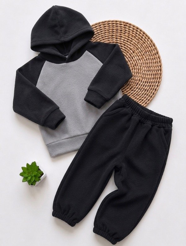Producto - CONJUNTO COMBINADO NEGRO (BUZO + PANTALÓN)