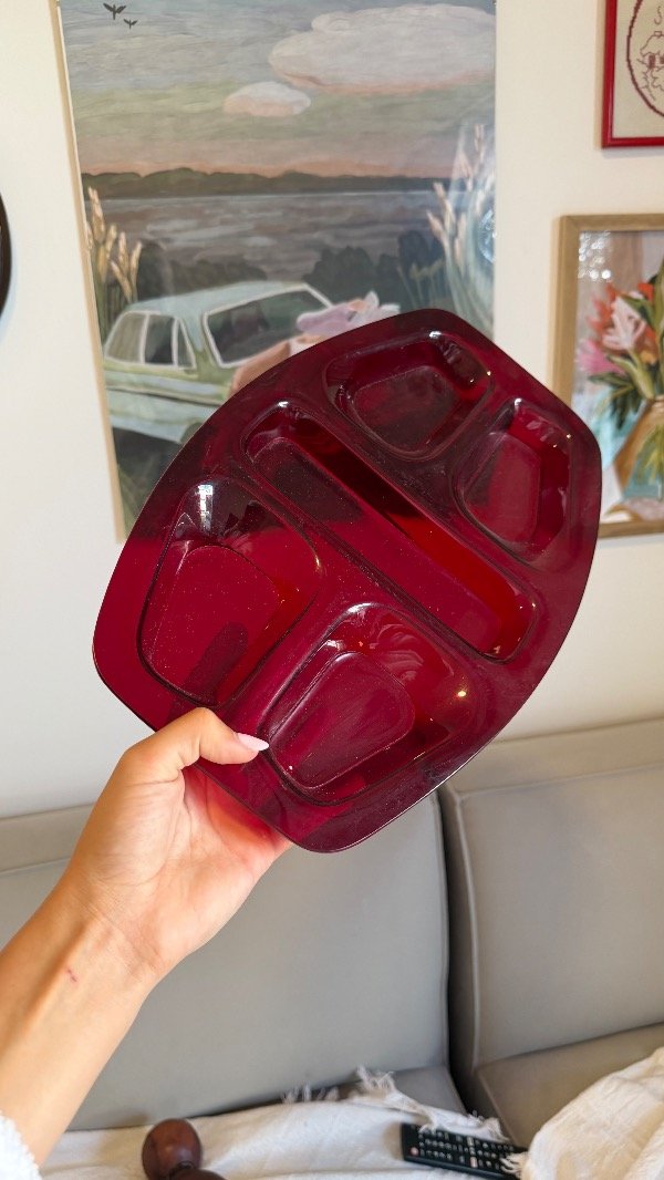 Producto - Copetinero acrílico rojo mediano