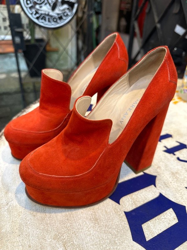 Producto - Sarkany rojos