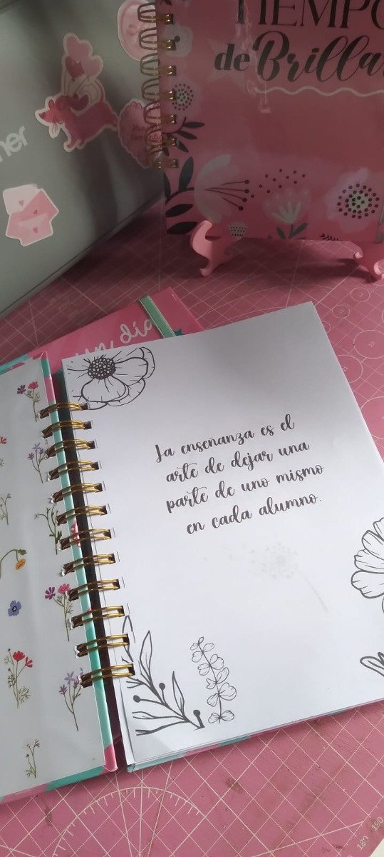Producto - Agenda docente - Nivel primario - b/n - 3