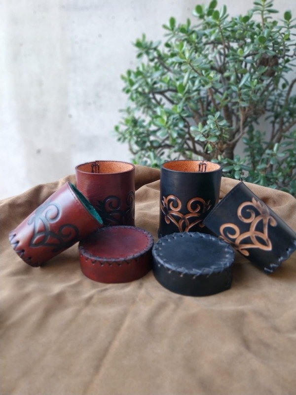 Producto - JUEGO DE DADOS GENERALA CON TAPA SIMPLE