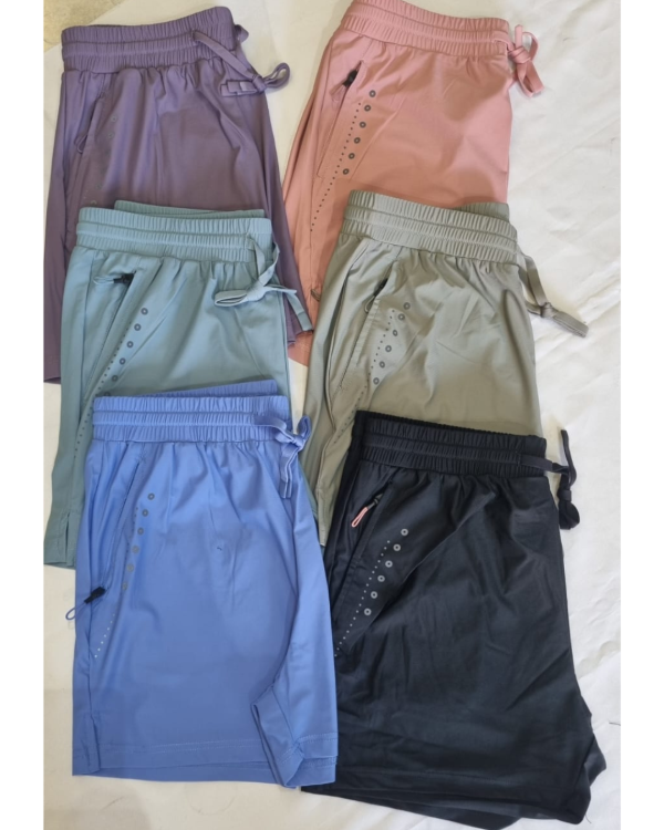 Producto - Short deportivo liviano con cintura elastizada