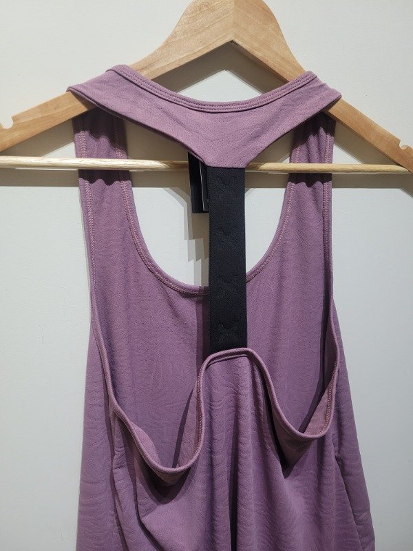Producto - Musculosa Sulu Malbec - 4