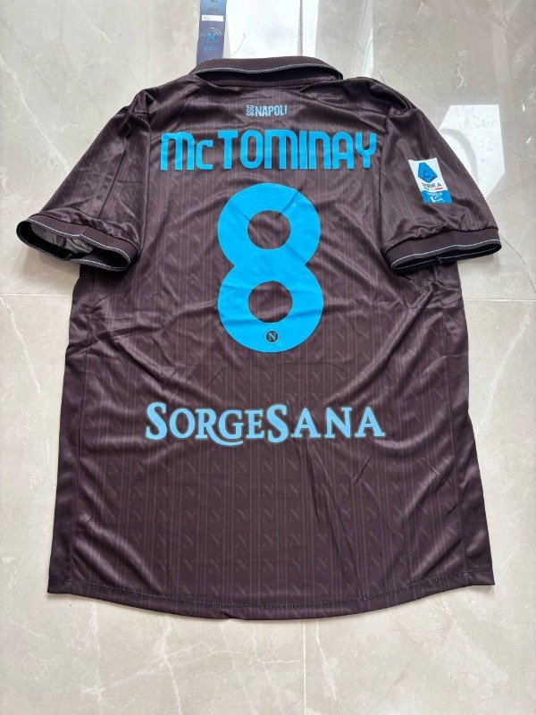Producto - Napoi 3ra 25/26 8 Mc Tominay Serie A