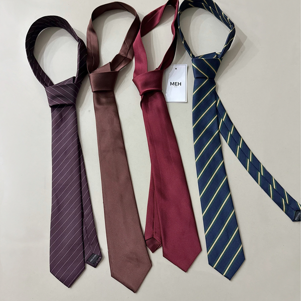 Producto - Corbata YKE