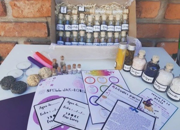 Producto - Kit Wicca Primer Altar de Bruja