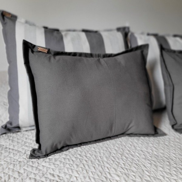 Producto - Almohadón 40x50 - Gris Topo