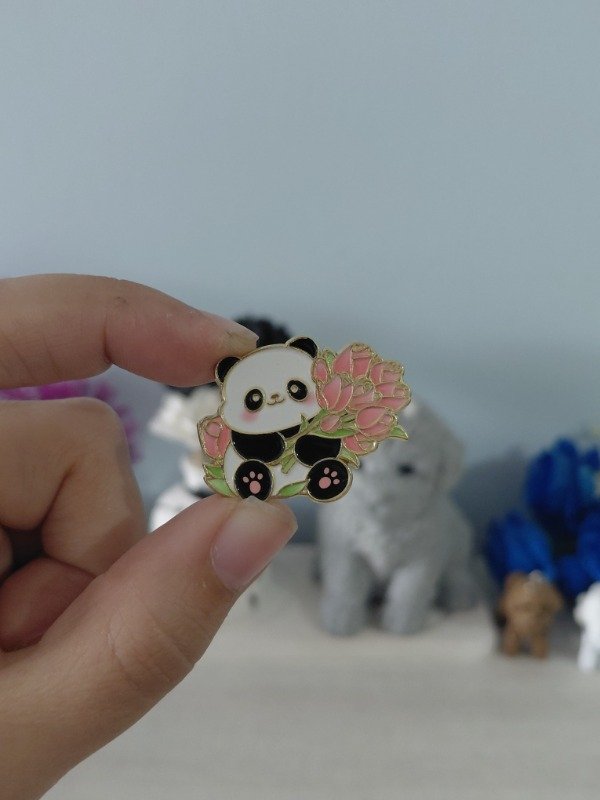 Producto - Pin metalizado - Panda #1925